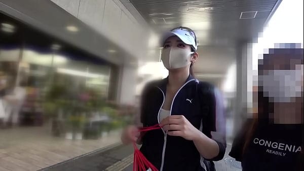 パート1【巨乳ビーチバレーJD×ぶっかけ2連発】ガチ撮り新企画！！初回は湘南でなまなま女子とやりたい放題