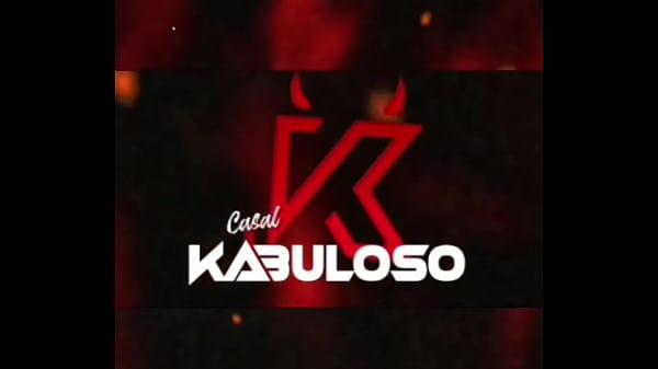 Vestida de oncinha a gostosa fode muito.